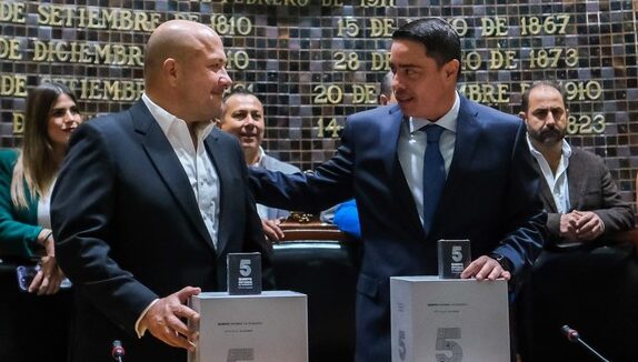 El exitoso exgobernador jalisciense que conquistó Europa con su pasión por el fútbol