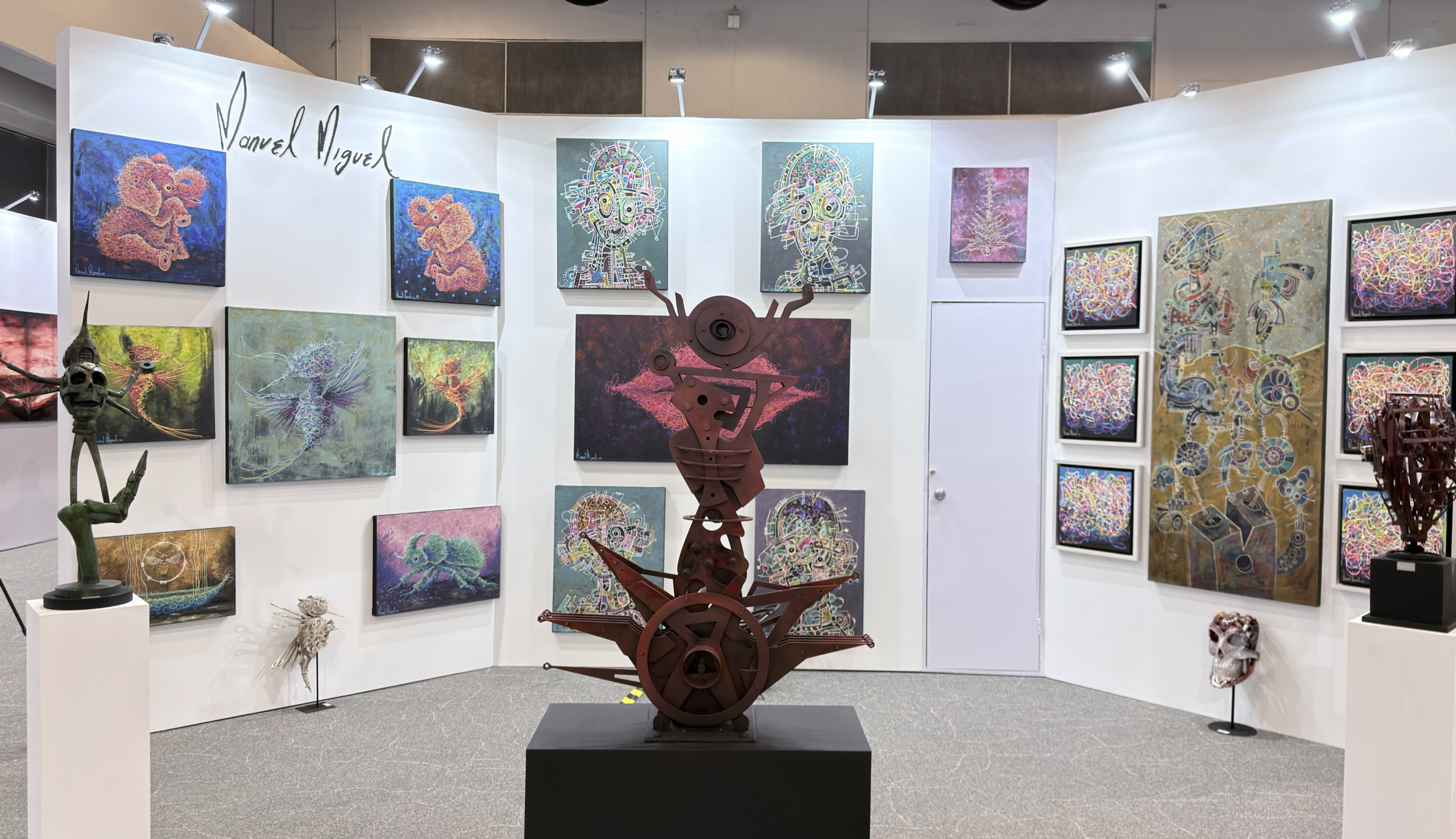 El Maestro de los Huesos: Un Viaje por la Vida y el Color con Manuel Miguel, el Artista Oaxaqueño que Da Forma a la Emoción.