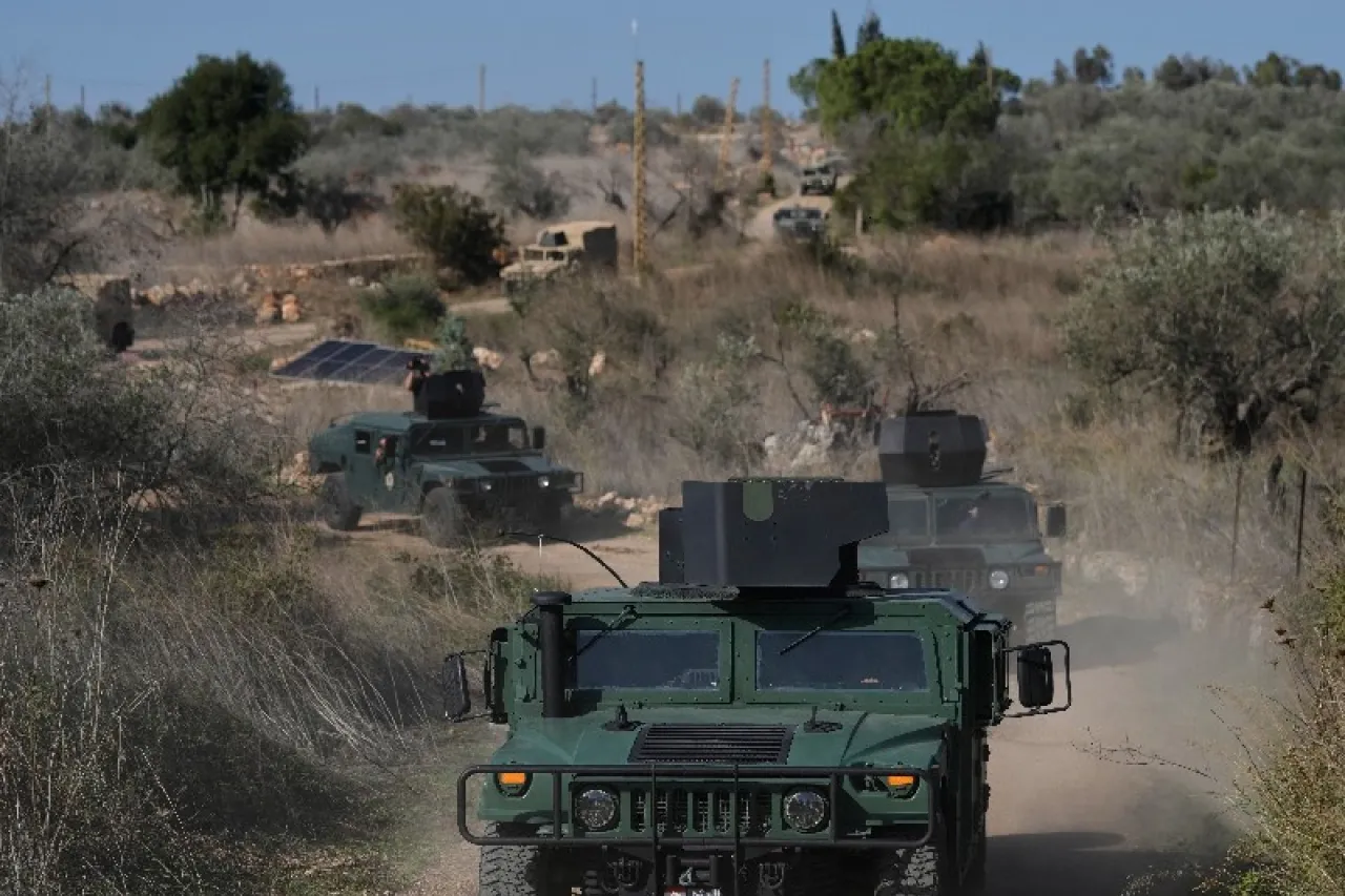 "La Frontera Enfurecida: Israel Lanza Un Fuerte Ataque Contra El Líbano En Una Mueca De Tensión Que Amenaza Con Desencadenar Una Guerra Mayor"