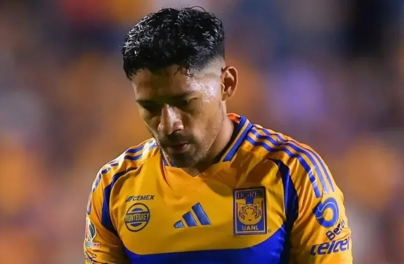 Javier Aquino desata un huracán en la opinión pública al dirigir duras críticas a Guido Pizarro por su brusca partida de Tigres.