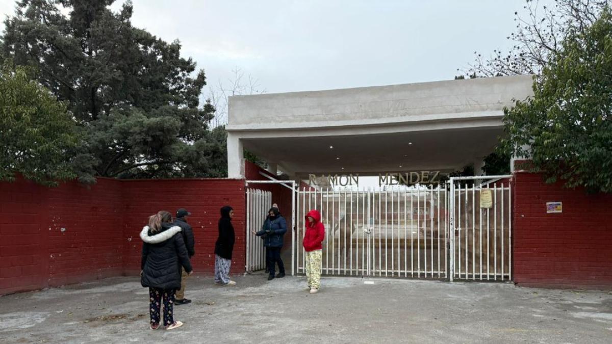 La niebla helada envuelve a Coahuila: una mañana invernal obliga a escolares a dar un rodeo por la falta de condiciones climáticas seguras en las aulas