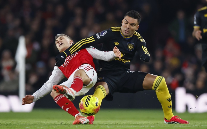 El Clásico de la Premier League: Gritos de Triunfo en Old Trafford como Man Utd Vence a Arsenal en un Partido Lleno de Emoción