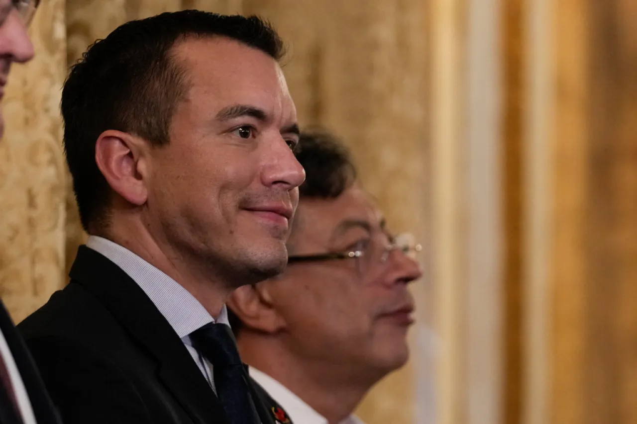 Ecuador y Colombia dialogan en Panamá en medio de tensiones comerciales