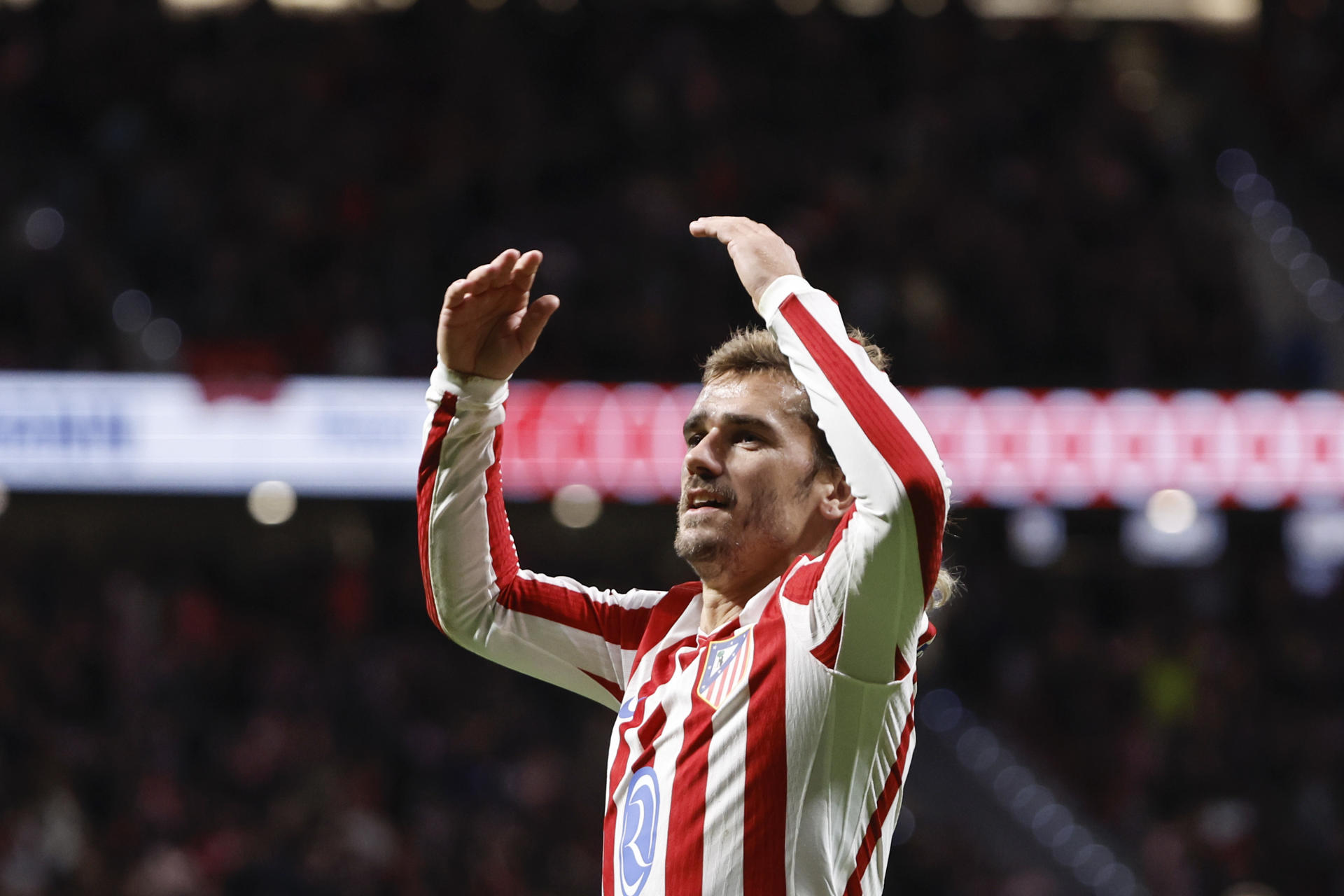 "La gran incógnita: ¿Por qué Griezmann se sienta cómodo con la oferta de la Liga MX y qué implicaciones tiene para el fútbol internacional?"
