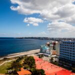 Cuba: crisis de combustible impacta al debilitado sector del turismo extranjero