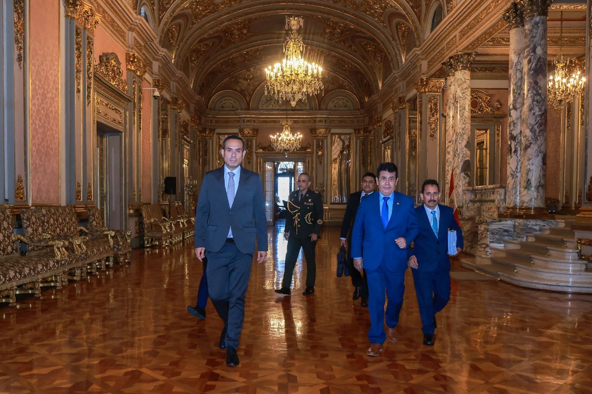 Fiscalía de Perú investiga presuntas contrataciones irregulares por parte del presidente Jerí